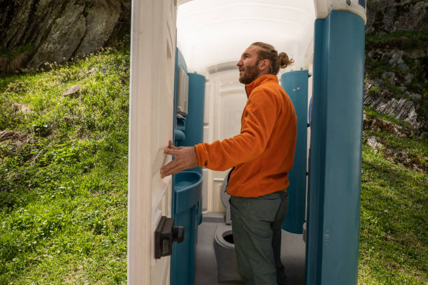 Best Luxury portable toilet rental  in Seven Hills, OH